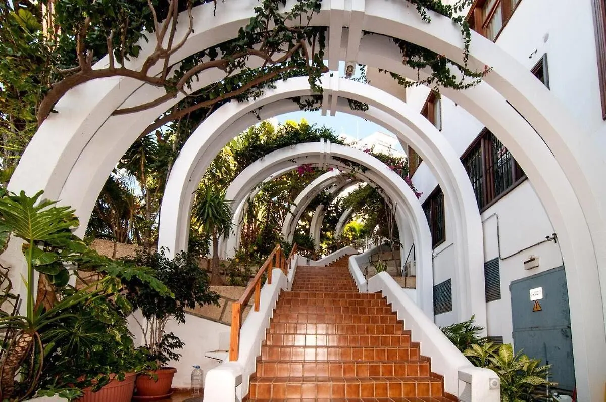 Cozy Apartment Close To Fanabe Beach, Tenerife Costa Adeje  Spanien